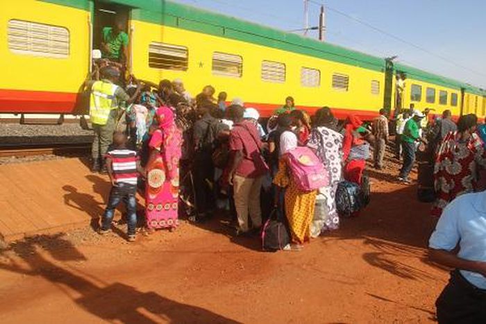 trains-senegal-grands-rails-fer-une