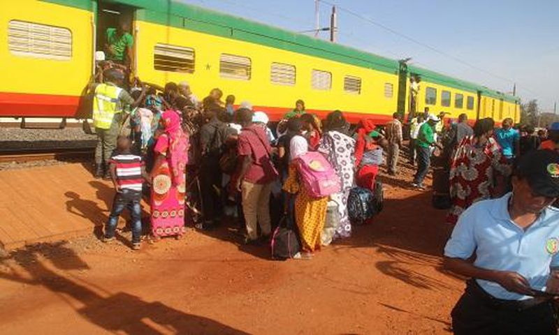trains-senegal-grands-rails-fer-une