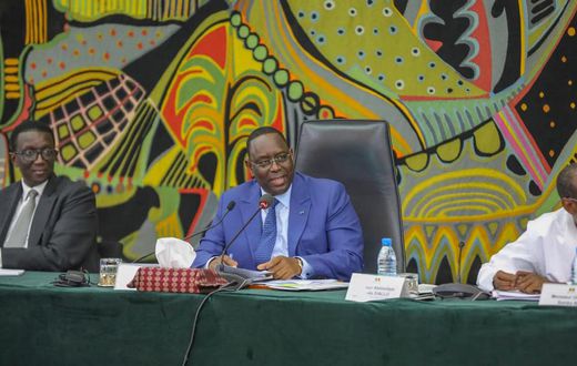 Macky Sall (Centre) Amadou Bâ ( Gauche) et Abdoulaye Daouda Diallo ( Droite)