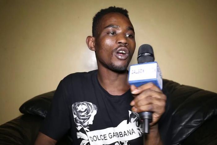 Ouzin Keïta lors d'un entretien avec Galsen 221