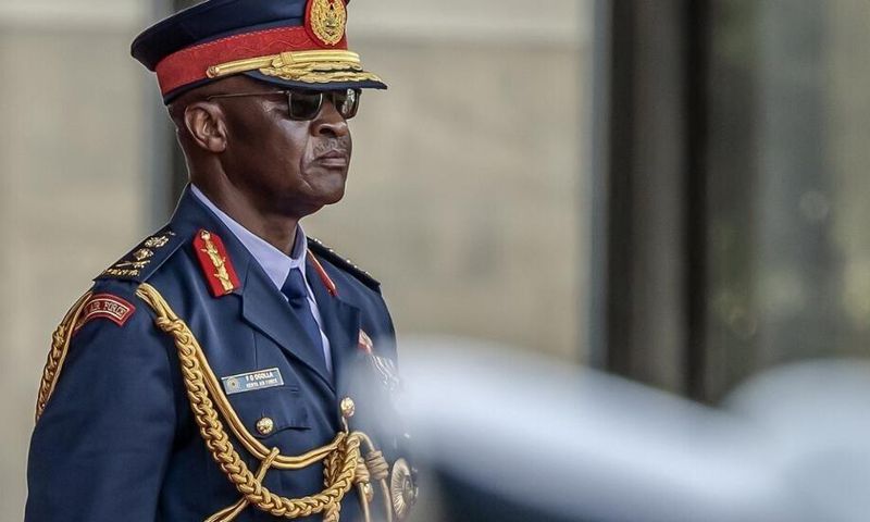 Le chef des armées et neuf militaires tués dans un crash d’hélicoptère