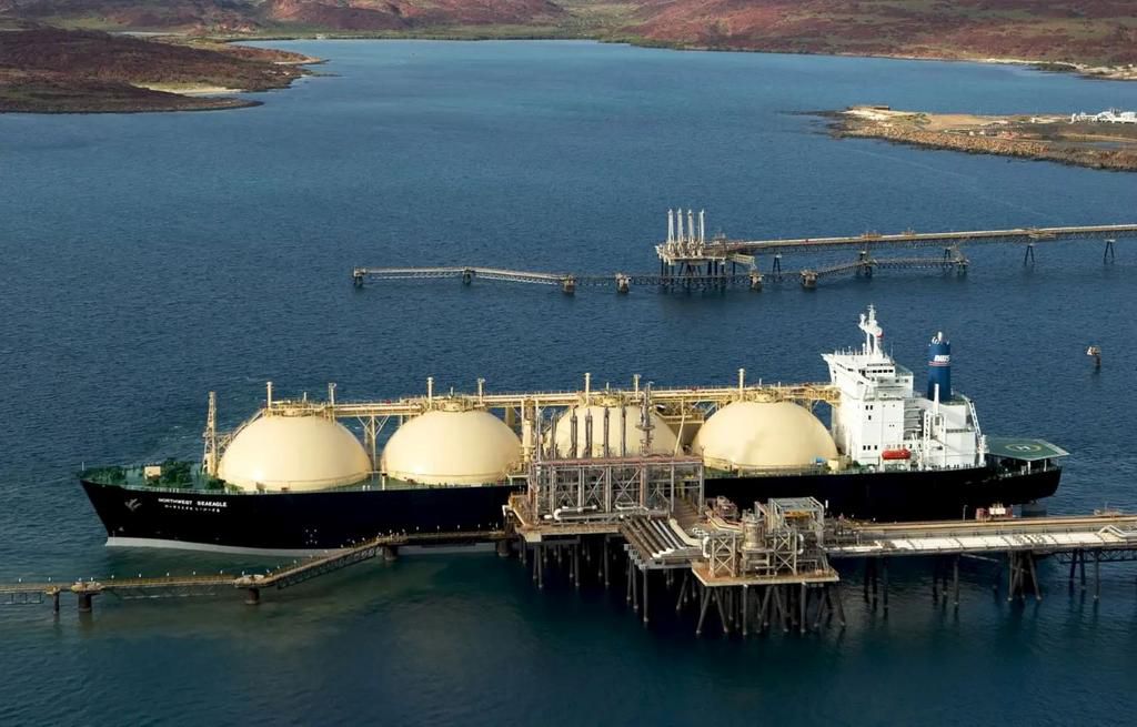 Une unité flottante de production de gaz