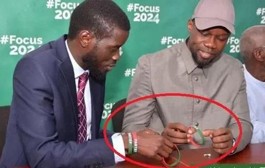 sonko-bracelets-bassirou-diomaye (1)