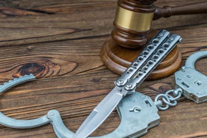 arrestation-couteau-1200x900