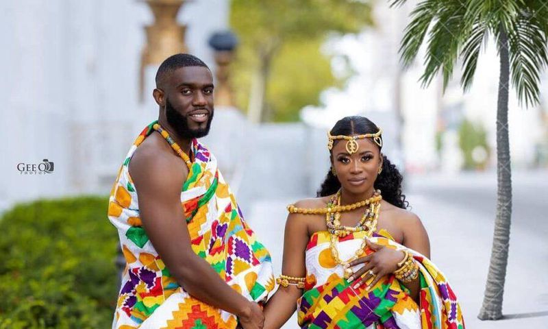 Le Kent du Ghana, tissu très prisé en Afrique.