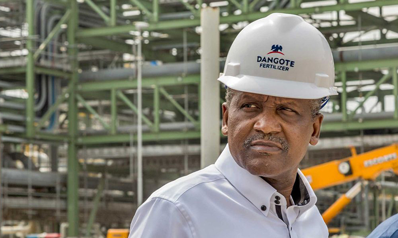 Homme le plus riche d’Afrique, Aliko Dangote est également le Noir le plus riche du monde et la 75e personne la plus fortunée à l’échelle planétaire