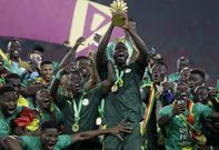 Le Sénégal est le tenant du titre de la CAN Images des joueurs lors de la remise du trophée le 6 février 2022    AP PhotoSunday Alamba