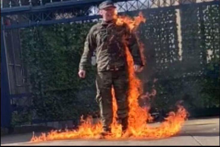 Un Militaire Américain Décédé Après S'être Immolé Devant L'ambassade D'Israëll