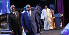Macky Sall et Barthélémy Dias à la cérémonie de lancement de la 6e édition du forum mondial de l’économie sociale et solidaire au Grand Théâtre