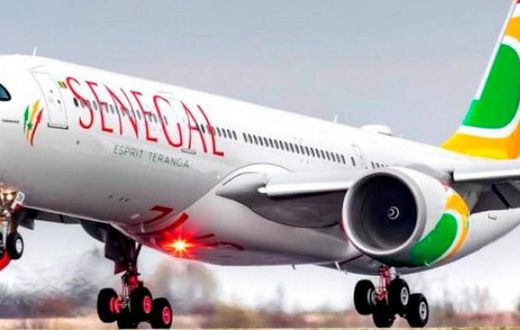 Decollage d'un avion d'Air Sénégal
