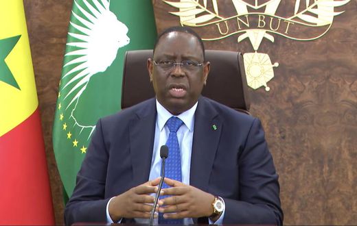 Macky Sall lors des concertations sur la vei chère