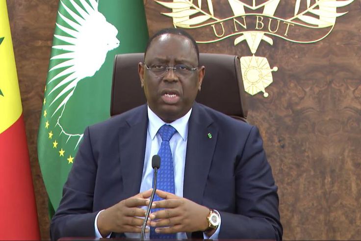 Macky Sall lors des concertations sur la vei chère