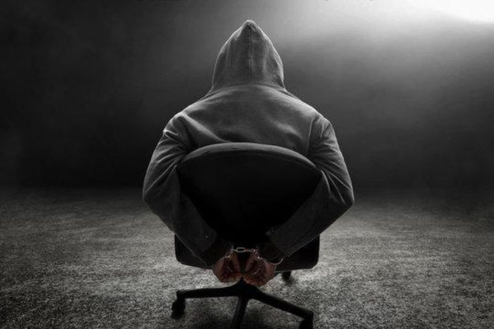 Homme enlevé / Illustration