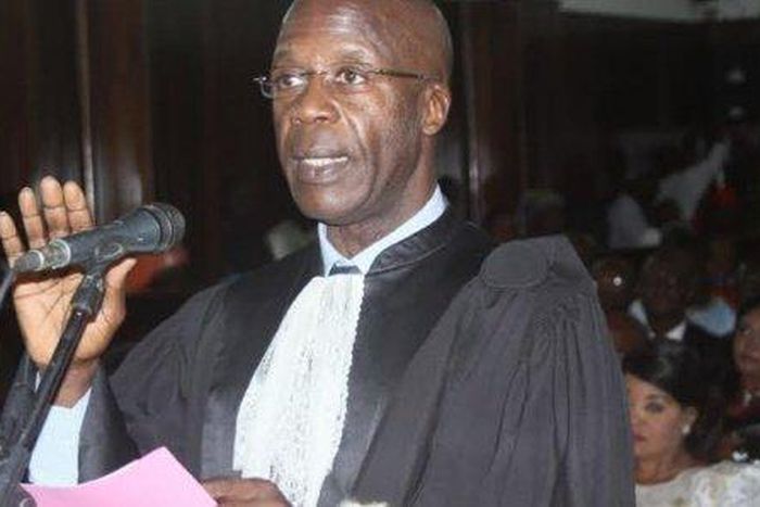 Papa Oumar Sakho, prétant serment après sa nomination