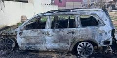 Le véhicule de Cheikh Bara Ndiaye incendié