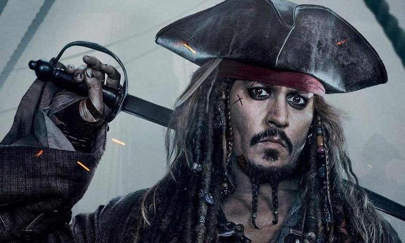 Johnny Depp incarne Jack Sparrow dans la saga 'Pirates des Caraïbes'