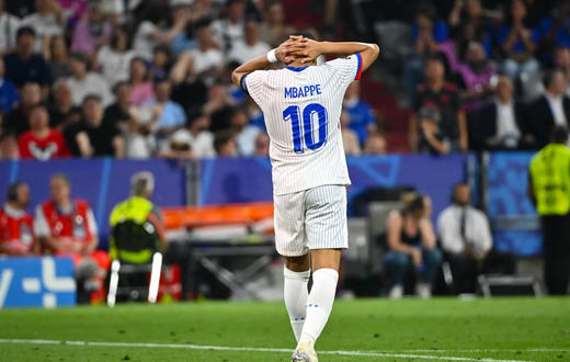 La-France-sincline-contre-lEspagne-et-rate-la-finale