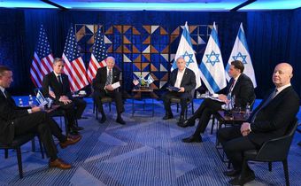 US President Joe Biden (3rd L), Prime Minister Benjamin Netanyahu (3rd R) and US Secretary of State Antony Blinken (2nd L) meet in Tel Aviv, Israel on October 18, 2023.Anadolu Agency/ Getty Images.
