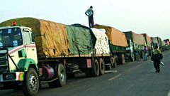 Camion bloqué à la frontière