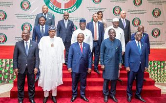 62-Session-de-la-CEDEAO-le-chef-de-lEtat-et-ses-pairs-font-le-point-sur-letat-de-lespace-communautaire