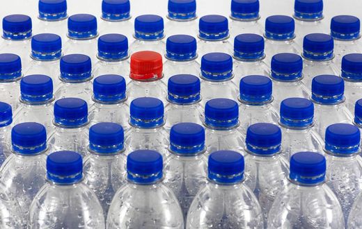 Bouteilles d'eau minérale