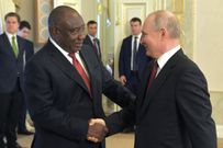 Le président sud-africain Cyril Ramaphosa et son homologue russe Vladimir Poutine, à Saint-Pétersbourg ce samedi 17 juin