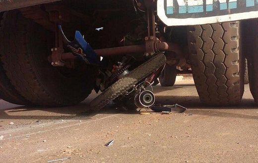 accident moto camion lg