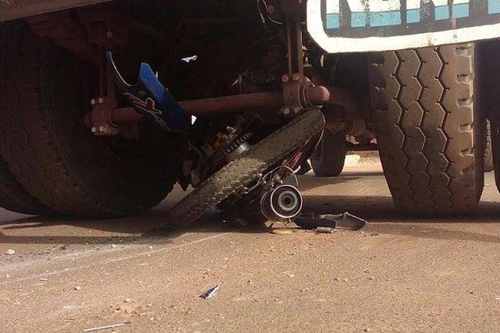 accident moto camion lg