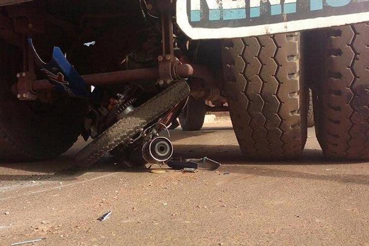 accident moto camion lg