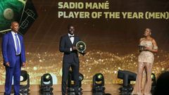 Sadio Mane picking up his second African Player of the Year at the 2022 CAF Awards