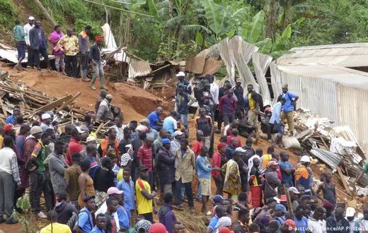 Au-moins-23-morts-après-un-glissement-de-terrain-à-Yaoundé