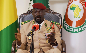 Le colonel Mamady Doumbouya, le 30 novembre  2021 à Conakry