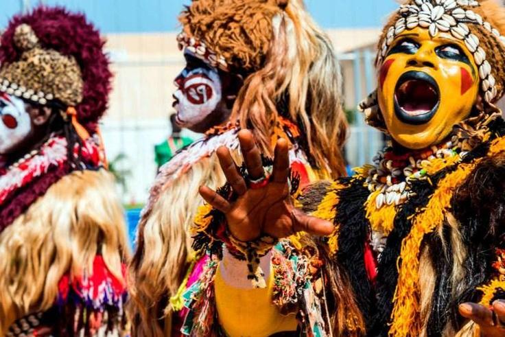 Culture-tradition-ethenie-Langue-Dakar-Senegal-Afrique-LES-FAUX-LIONS