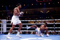 Francis Ngannou a été battu par K O dès le 2e round par Anthony Joshua  PHOTO REUTERS