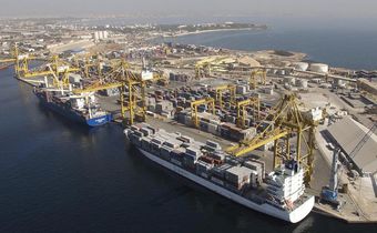Vue aérienne du Port de Dakar