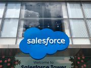 Le logo de Salesforce dans la tour Salesforce à Manhattan, New York.Lindsey Nicholson/UCG/Universal Images Group via Getty Images