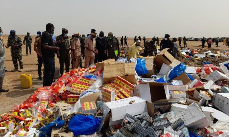 incineration-de-06-tonnes-de-drogue-et-de-faux-medicaments-a-kaolack