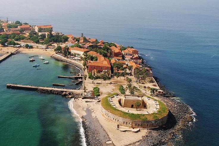 Gorée: la place de l’Europe devient place de la liberté et de la dignité humaine