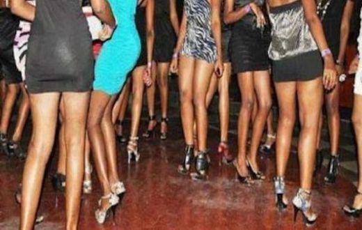 Des prostituées au Cameroun