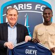Lamine Gueye qui signe au Paris FC
