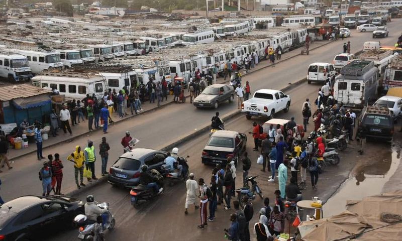 Le garage de Keur Massar, point de départ des cars 'Ndiaga Ndiaye' pour rallier Dakar