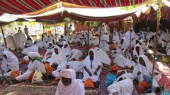pelerins-de-lagence-saloum-voyage-cloues-a-dakar