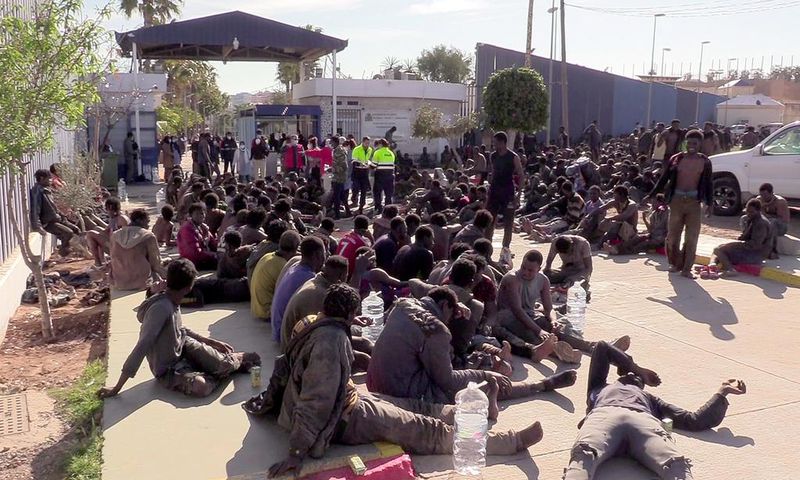 Des migrants subsahariens, le 2 mars 2022, à leur arrivée au Centre pour immigrés et demandeurs d'asile (CETI), à Melilla (2)