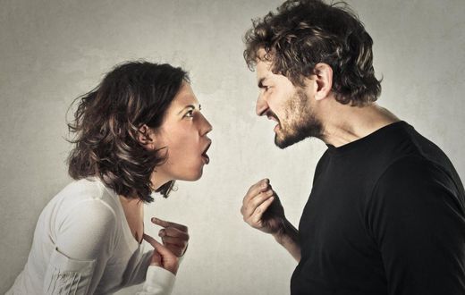 Un couple avec des difficultés
