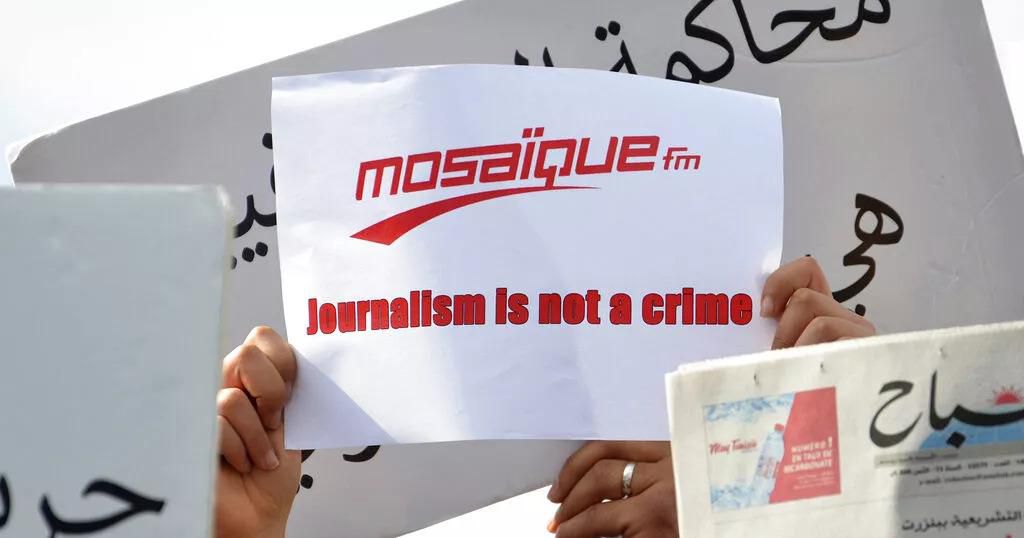 Tunisie : un journaliste poursuivi pour "insulte contre fonctionnaire"