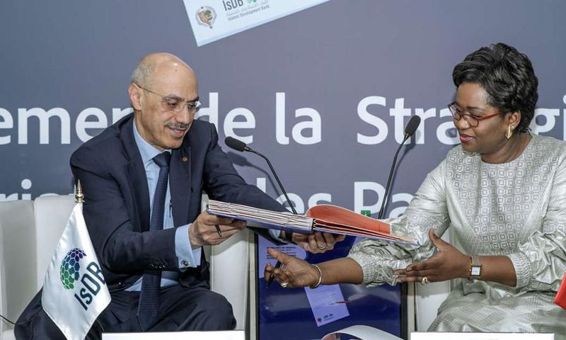 Président de la BISD Dr Muhammad Al Jasser et ministre Oulimata Sarr