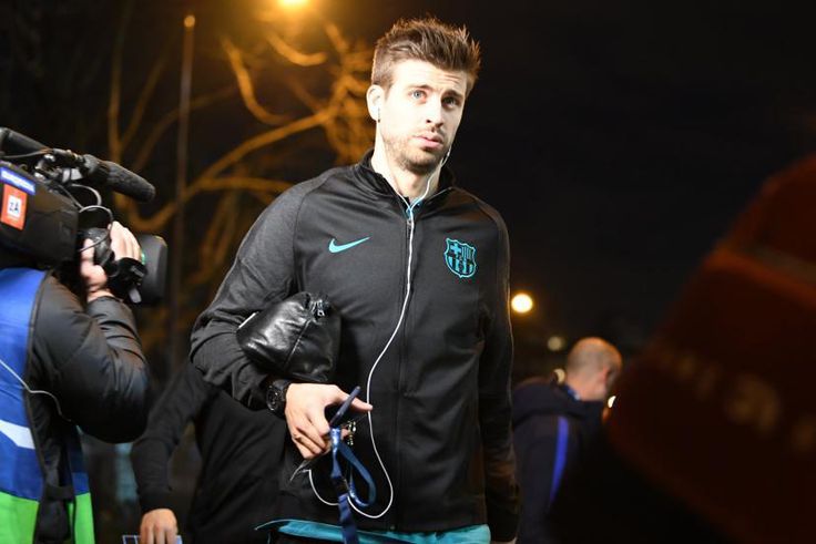 Le défenseur central du FC Barcelone Gerard Pique