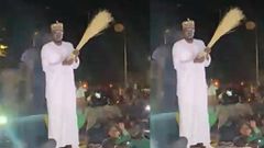 Diomaye et  son balai