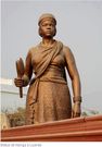 Statue-de-Nzingha-à-Luanda