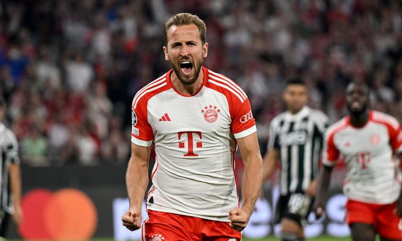 Harry-Kane-fete-son-but-lors-de-Bayern-Munich-Manchester-United-4-3-1ere-journee-de-la-Ligue-des-champions-le-20-septembre-2023